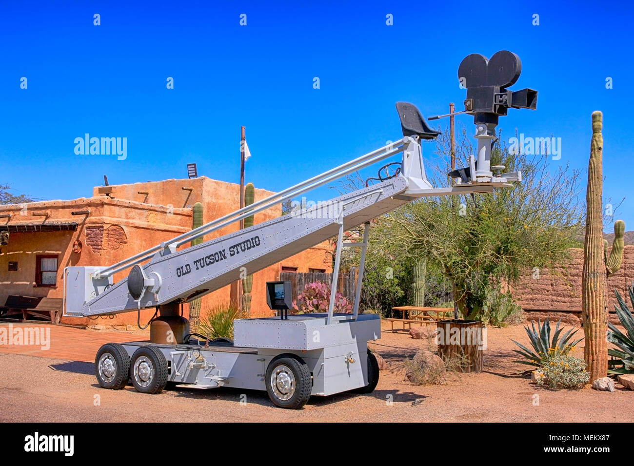 Cameral dolly hires stock photography and images Alamy