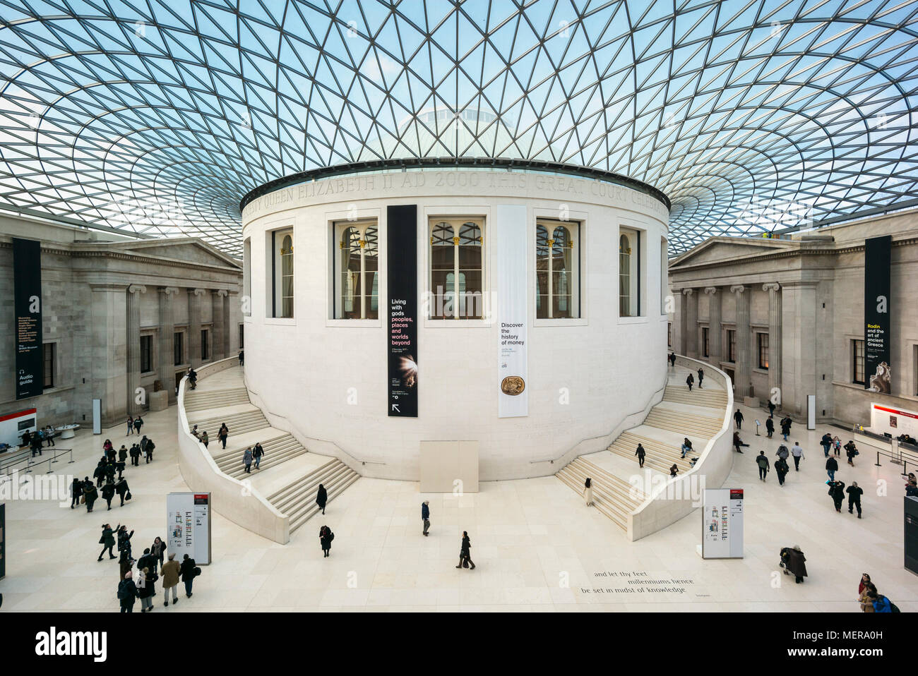 London. England. British Museum, The Great Court, interior, with the Reading room at it's centre.   The Queen Elizabeth II Great Court, designed by Fo Stock Photo