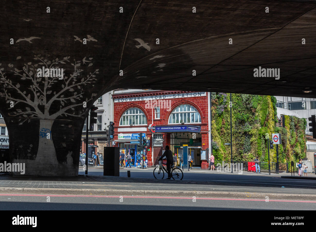 Green Wall, Edgware Road Tube Station, London, UK Stock Photo - Alamy