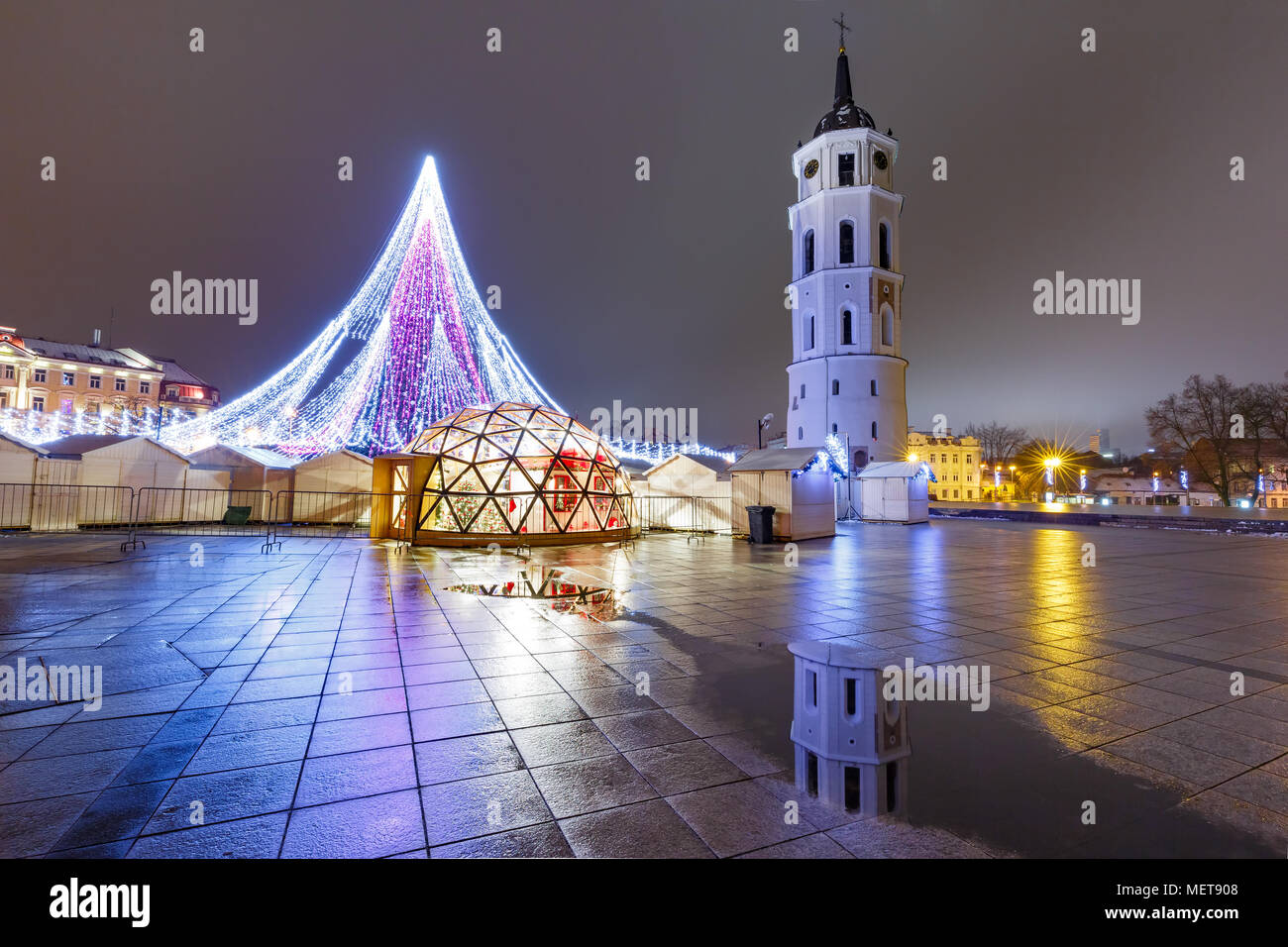 Christmas tree in Vilnius, Lithuania Stock Photo Alamy