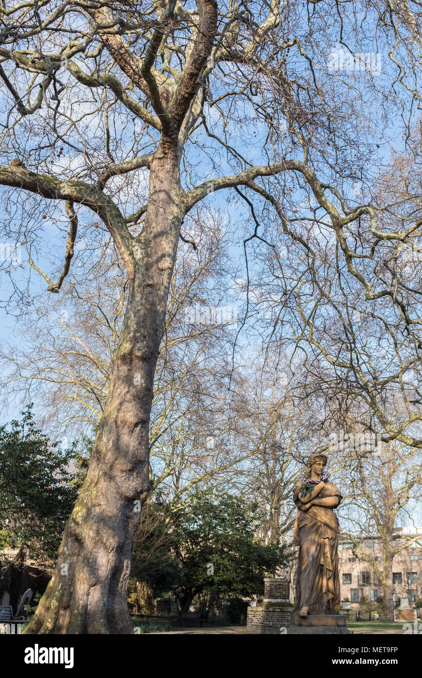 Statue of Euterpe, St George's Gardens, Bloomsbury, London, UK Stock Photo