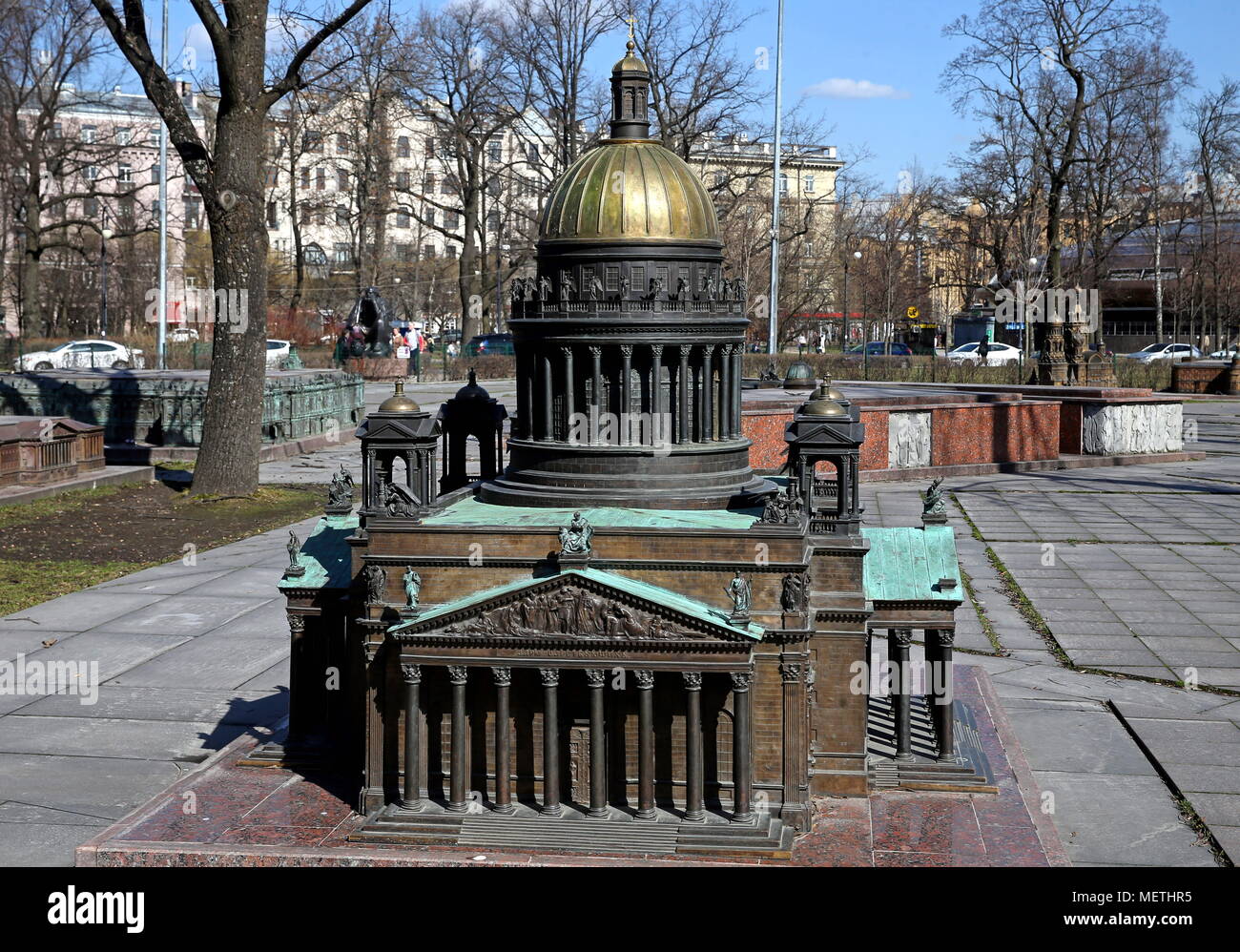 St Petersburg, Russia. 19th Apr, 2018. ST PETERSBURG, RUSSIA - APRIL 19, 2018: A scale model of St Isaac Cathedral at the Mini City center in Alexander Park. Alexander Demianchuk/TASS Credit: ITAR-TASS News Agency/Alamy Live News Stock Photo