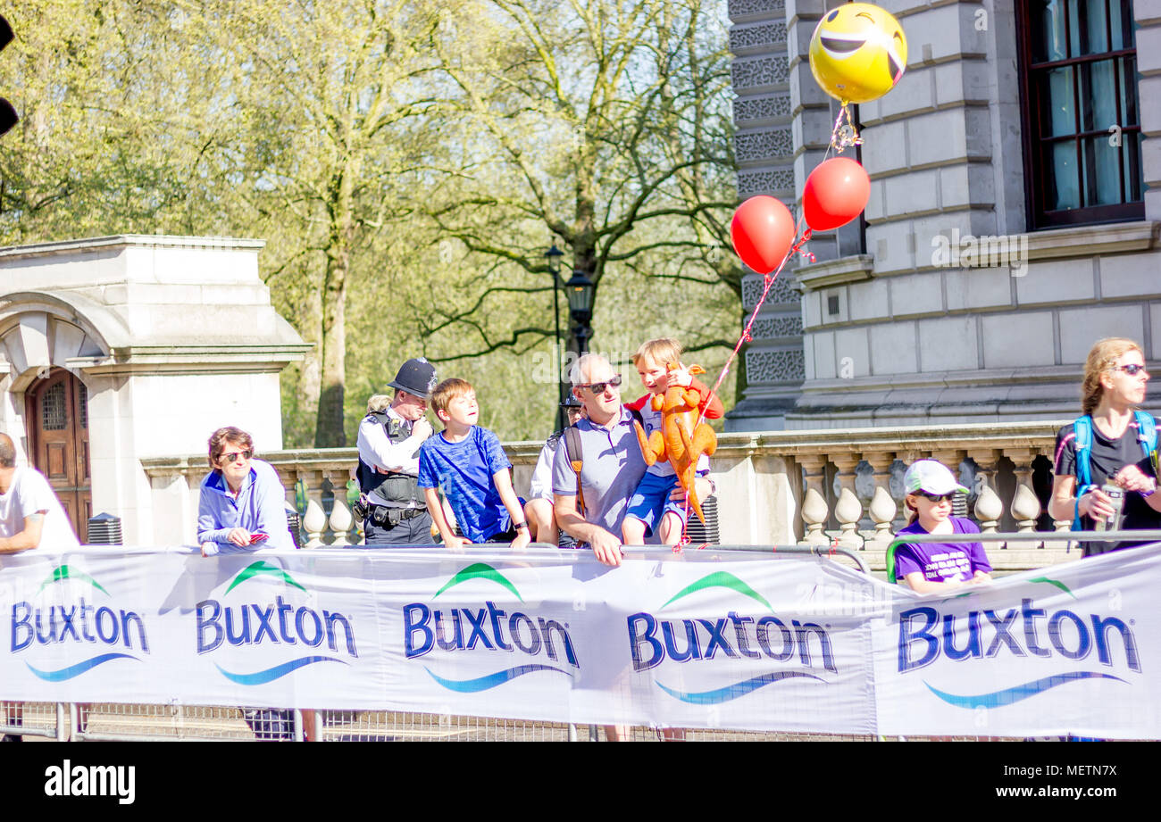 St James S Park Birdcage Walk London Uk 22nd April 2018 Elite