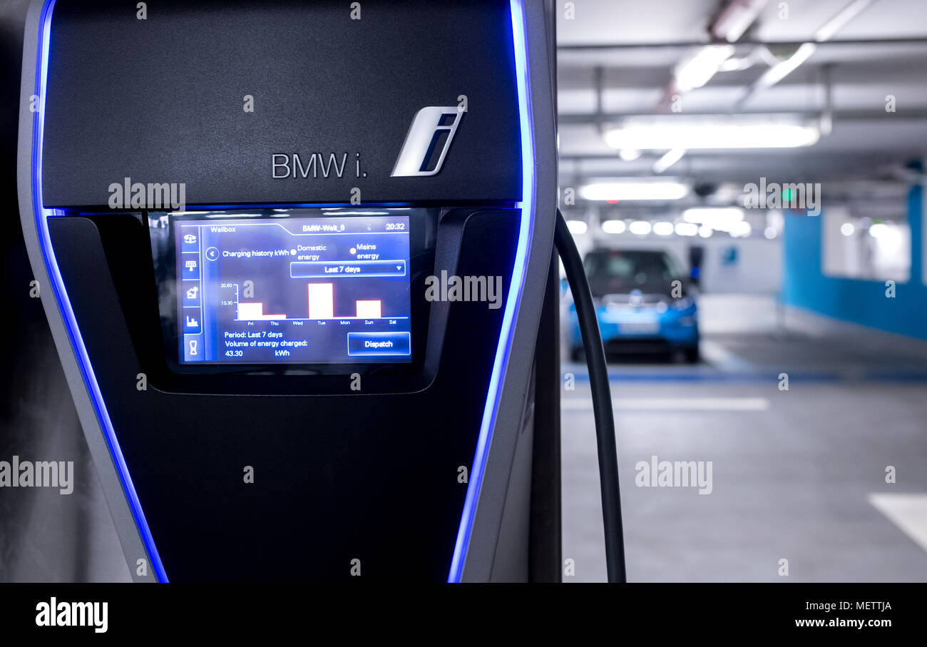 FILED - 23 April 2018, Germany, Munich: A BMW charging station for ...