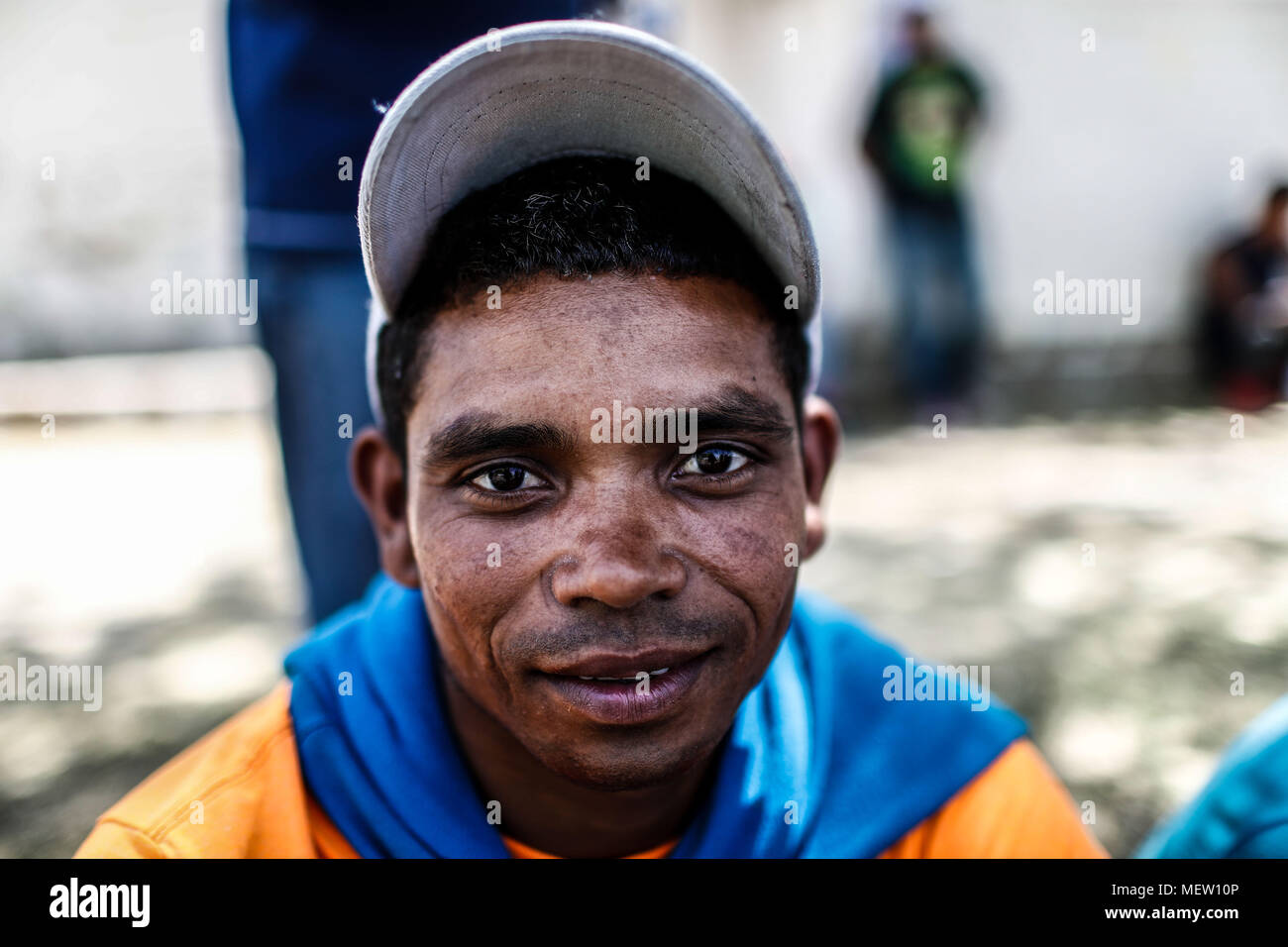 Kino, Mexico. 23rd Apr, 2018. Donald Trump, president of the United States, continues with his plan on Monday to stop immigration from Mexico, in view of this position the Caravan of the Migrant has protested with a march today on the boulevard Kino, in northern Mexico ..  This half day the Caravan completed two days of arriving in Hermosillo, where they have been assisted by the Red Cross, civil society and other organizations around 600 migrants from different countries of Central America by the Red Cross and civil society. Credit: NortePhoto.com/Alamy Live News Stock Photo