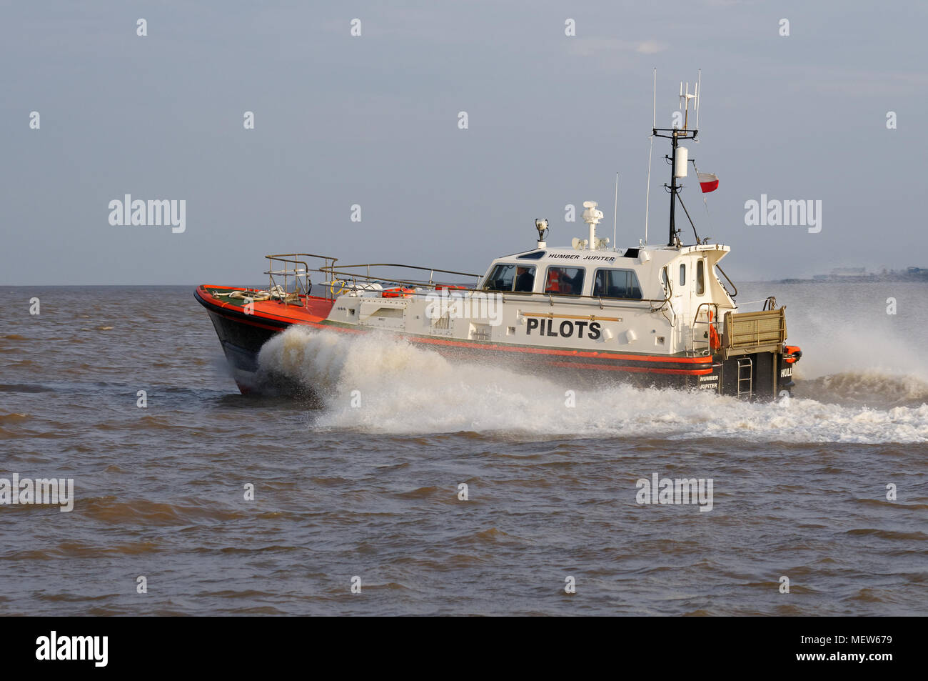 The Humber Pilot Vessel racing along the Humber Estuary Stock Photo