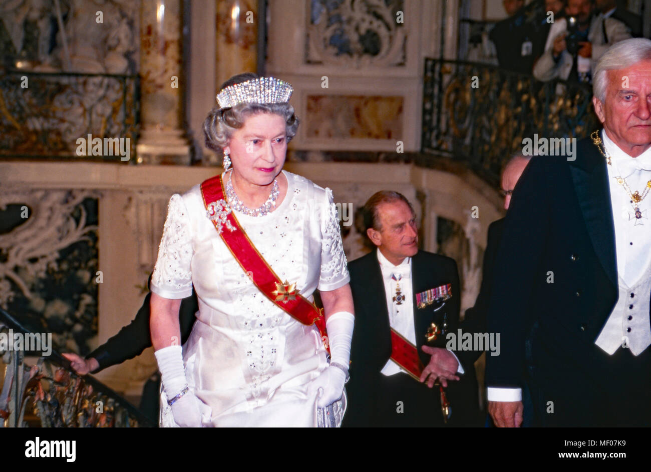 Königin Elizabeth II. zu Besuch in Deutschland, hier beim Abendempfang ...