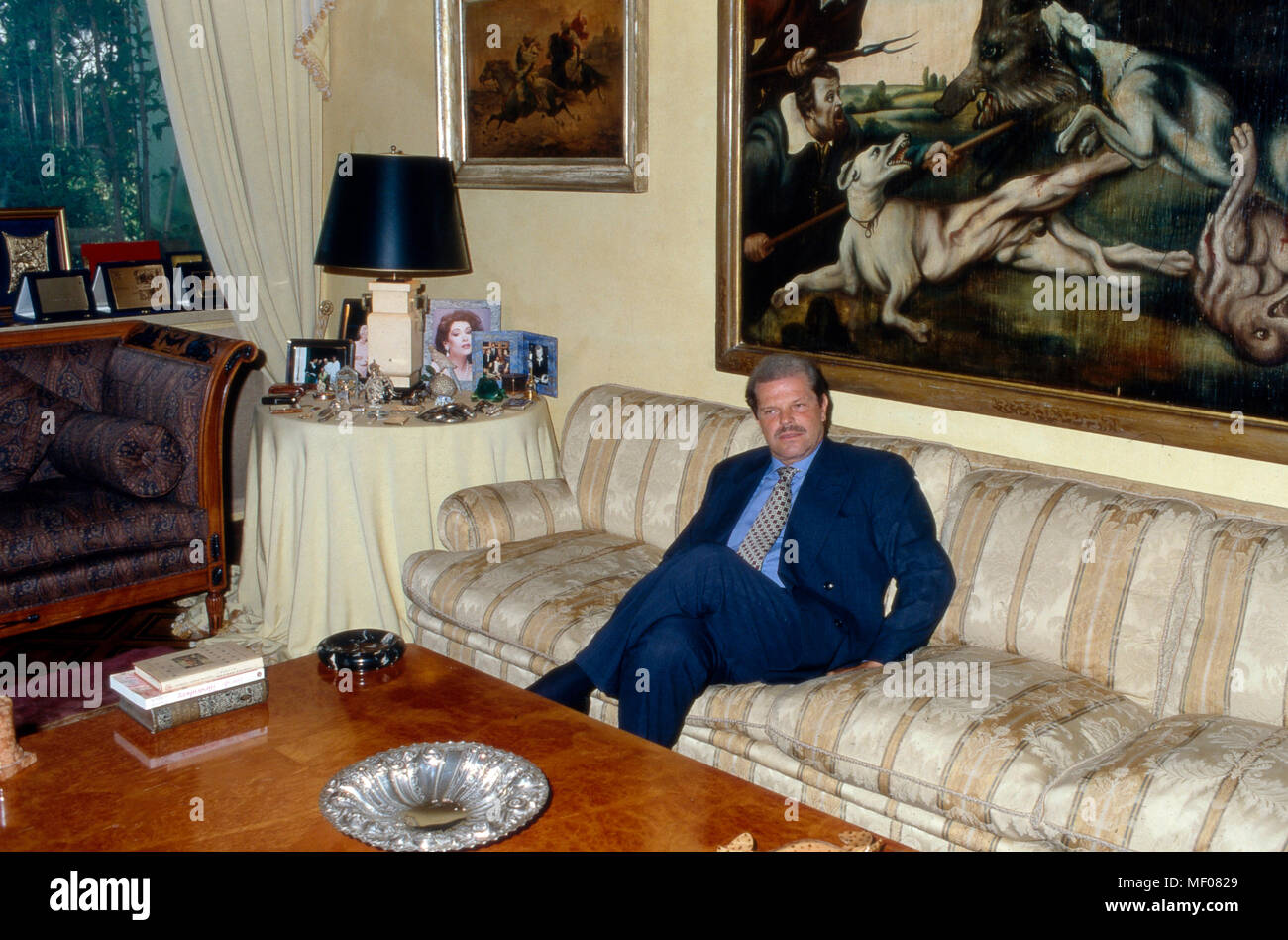 Modeschöpfer Prinz Egon von Fürstenberg in Rom, Italien 1995. Fashion  designer Prince Egon von Fuerstenberg at Rome, Italy 1995 Stock Photo -  Alamy