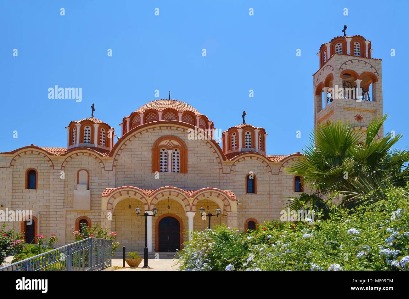 How is the Orthodox pilgrimage different from religious tourism? How is the Orthodox pilgrimage different from religious tourism?