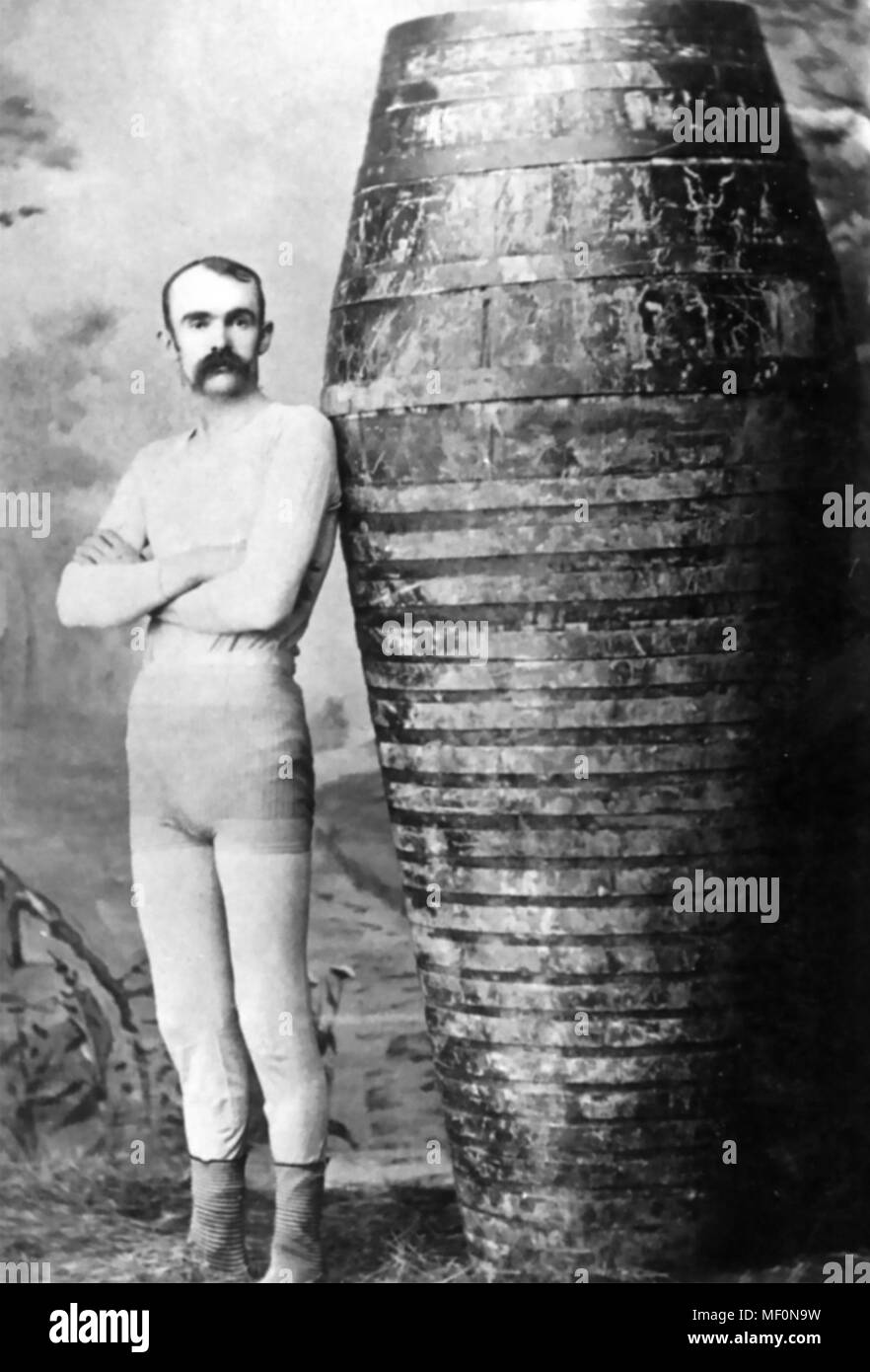 CARLISLE GRAHAM A Philadelphia barrel maker who was the first person to survive a trip over the Niagara Falls in  barrel on 11 July 1886. Stock Photo