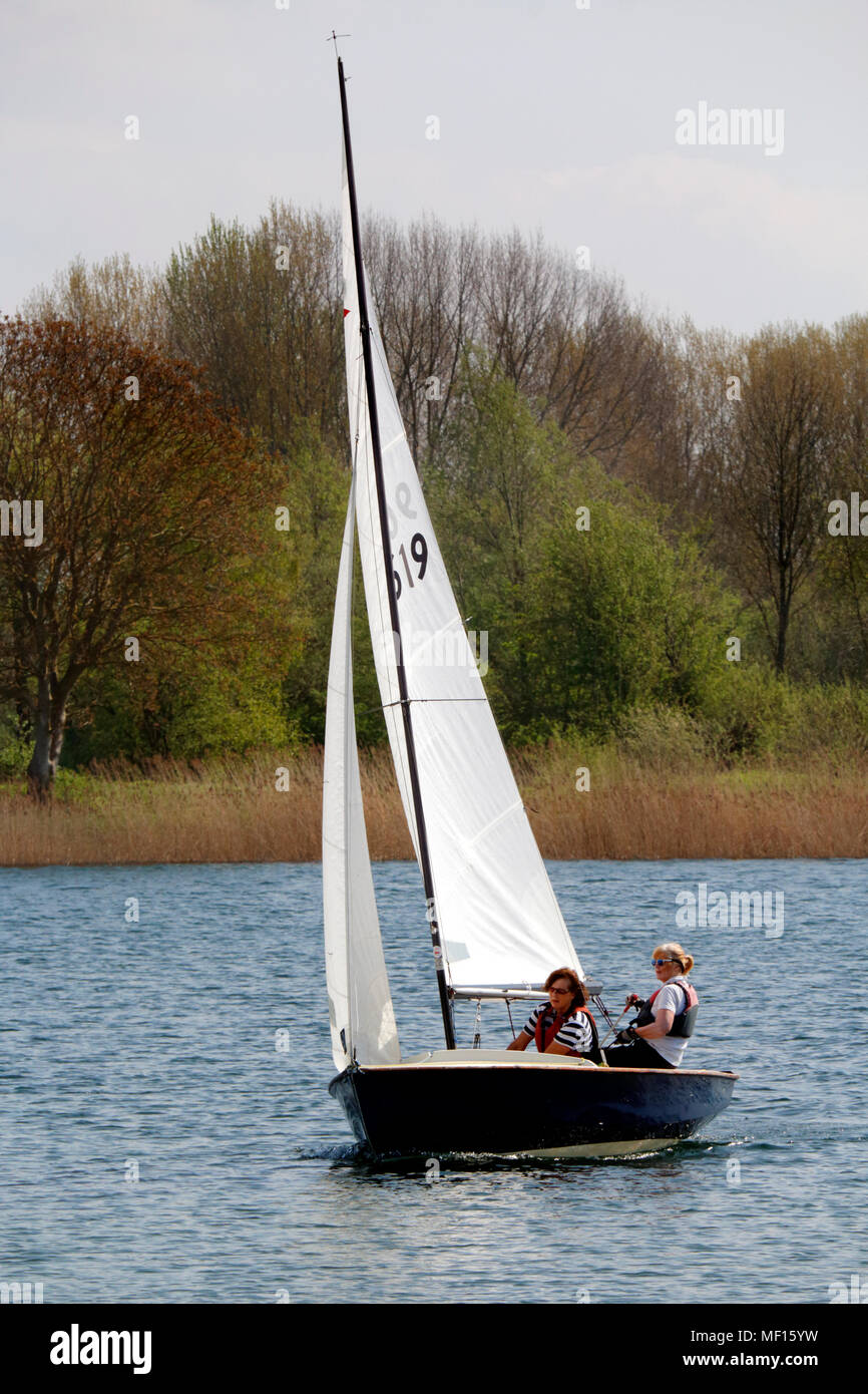 Yachts on a lake at a sailing club in Oxfordshire Stock Photo - Alamy