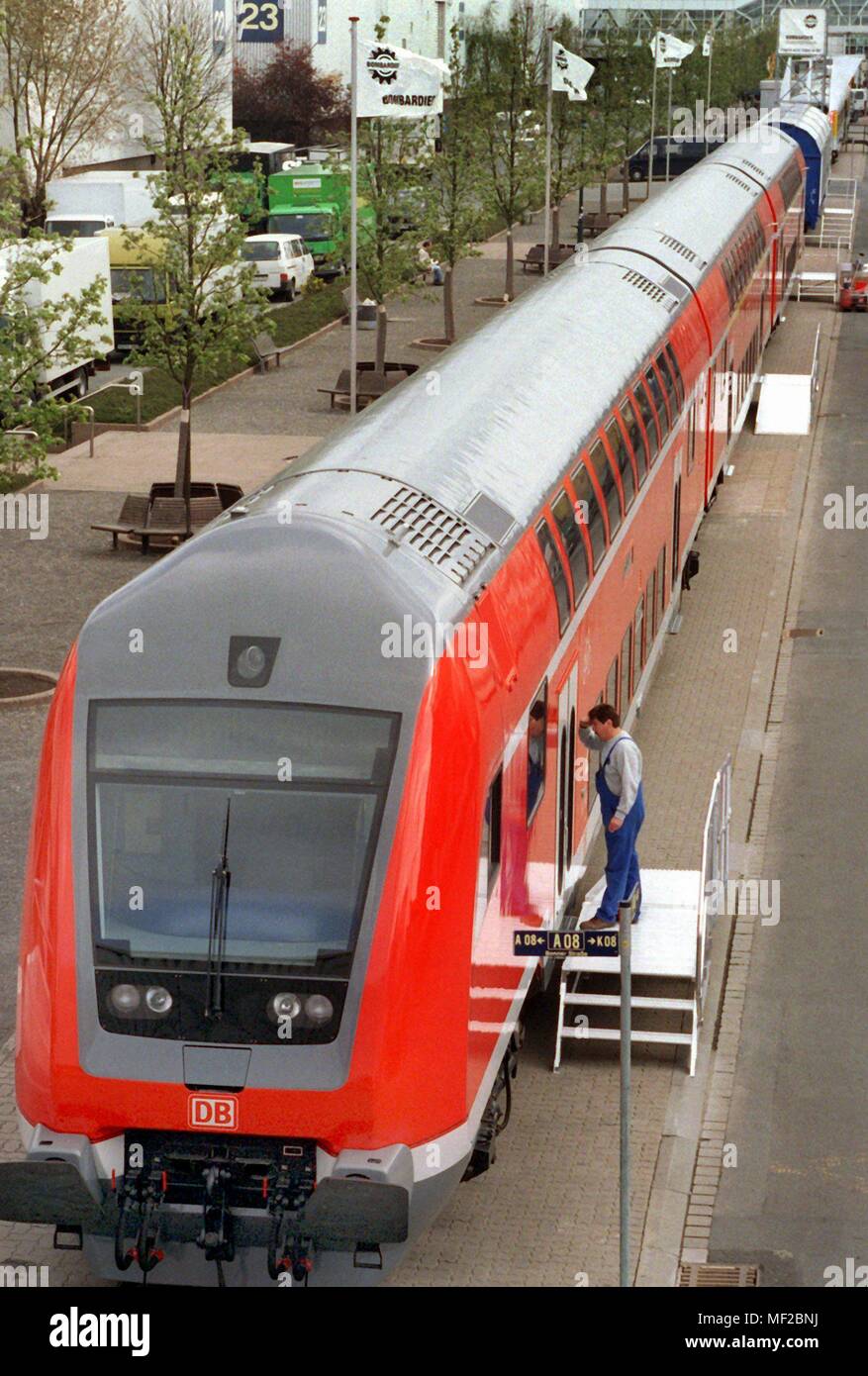 On April 18, 1999, a 27-meter-long double-decker control car will be one of  the longest exhibits of the specialist exhibition Rail Technology, which  will be shown at the Hannover Messe 1999 from