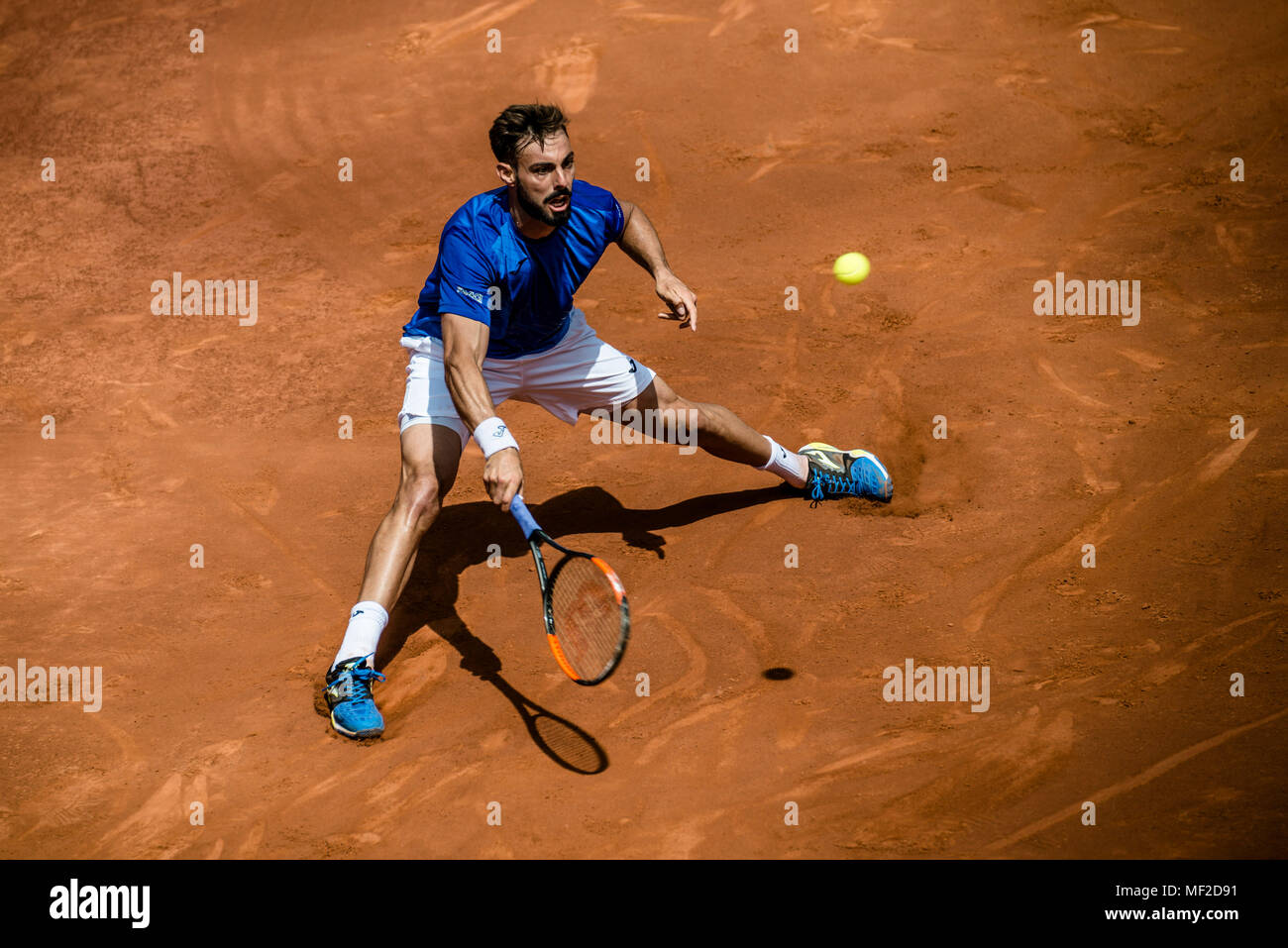 Barcelona, Spain. 24 April, 2018:  MARCEL GRANOLLERS (ESP) returns the ball to David Goffin (BEL) during Day 2 of the 'Barcelona Open Banc Sabadell' 2018. 4:6, 7:6, 6:2 Credit: Matthias Oesterle/Alamy Live News Stock Photo