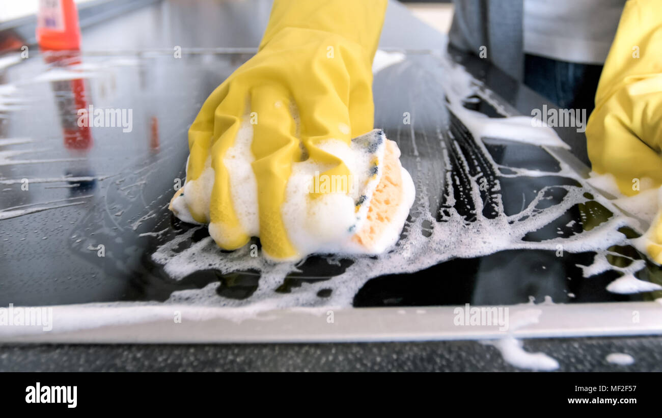 Latex glove cleaning lady hi-res stock photography and images - Alamy
