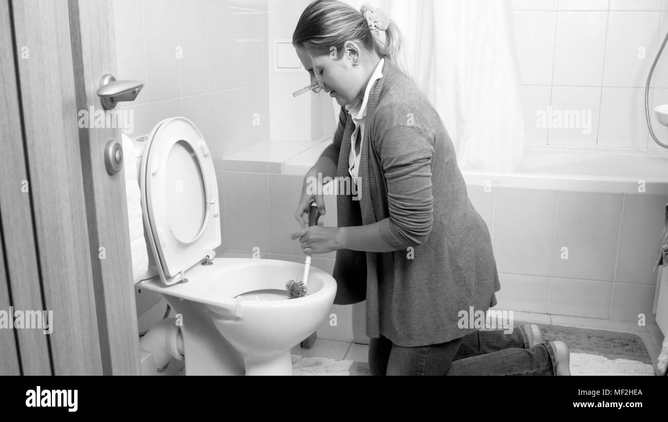 Shower bathroom woman Black and White Stock Photos & Images - Alamy