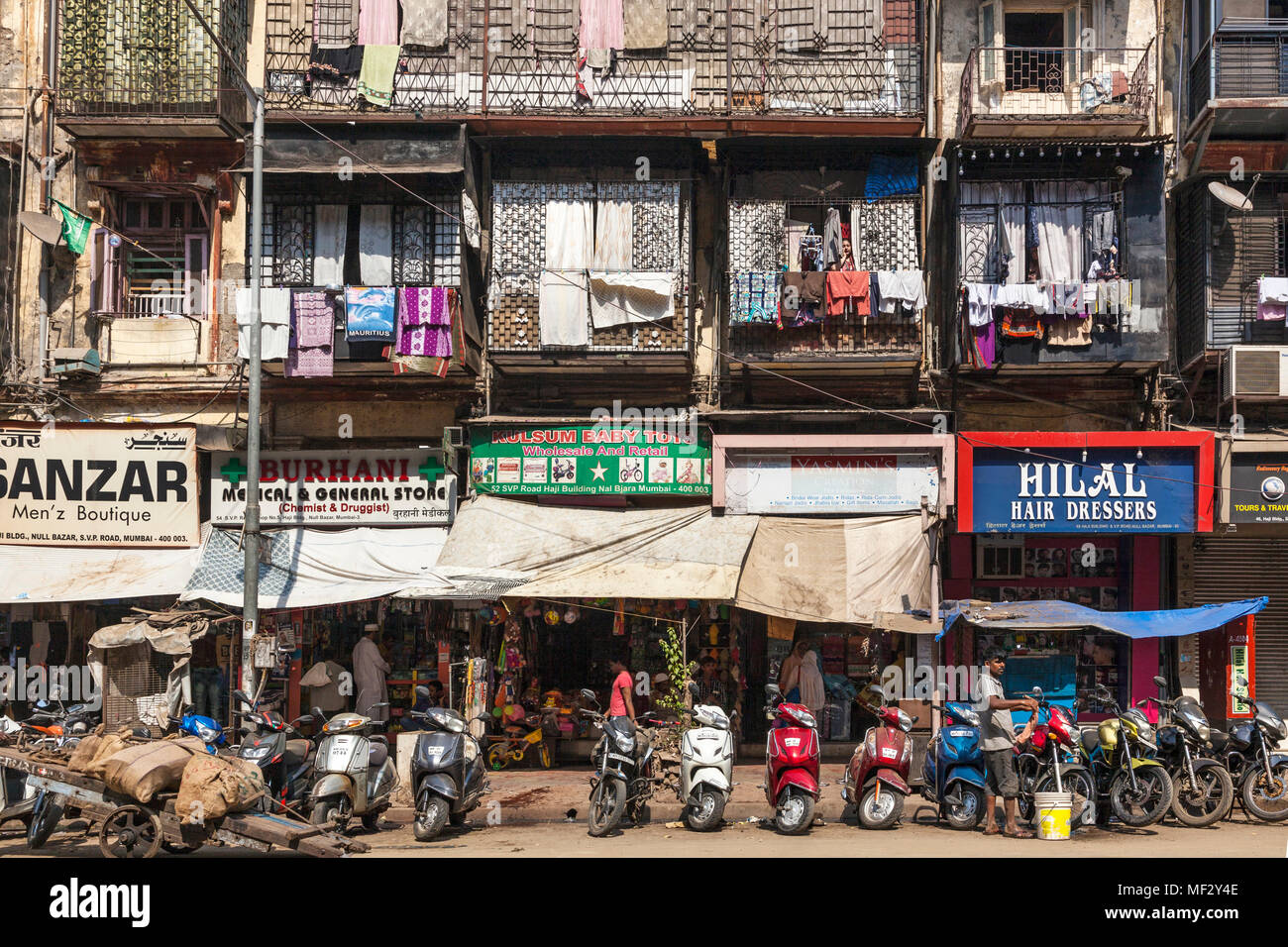 Chor bazaar, Mumbai, India Stock Photo Alamy Chart Bazar Mumbai