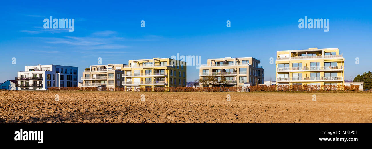 Mehrfamilienhauser hi-res stock photography and images - Page 2 - Alamy