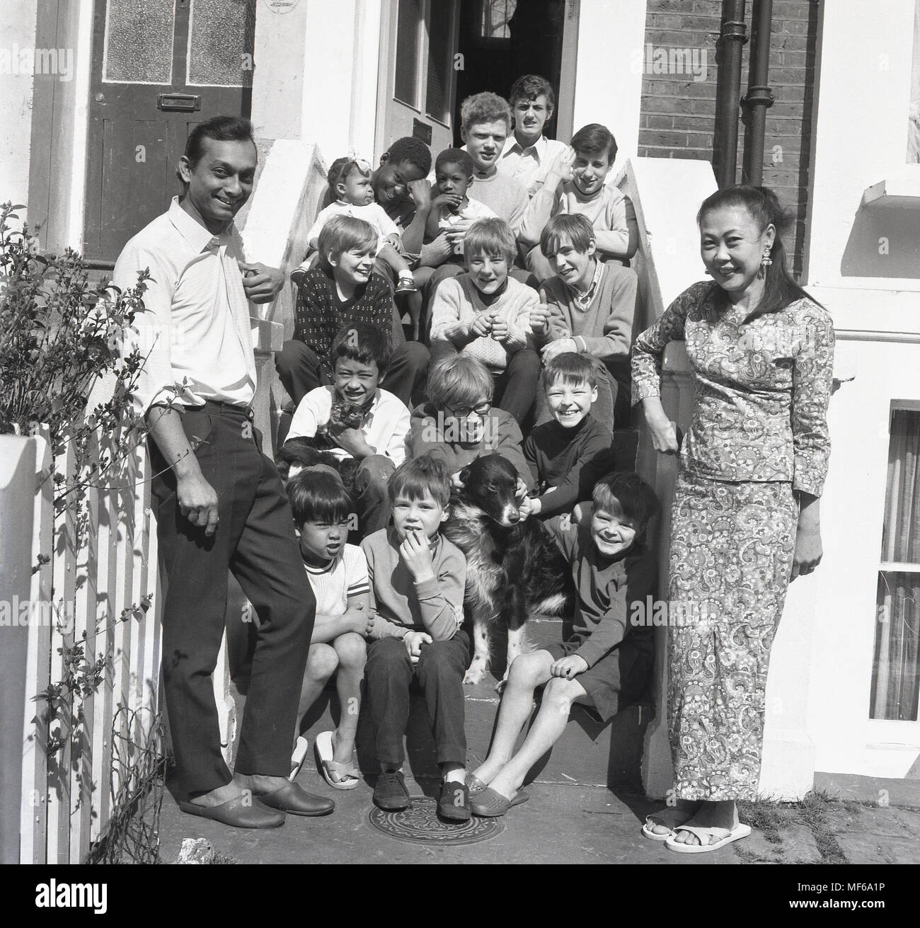 Multicultural Britain 1970s Hi res Stock Photography And Images Alamy