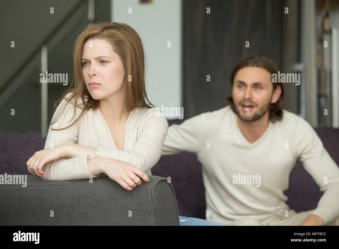 Angry man shouting at woman hi-res stock photography and images - Alamy