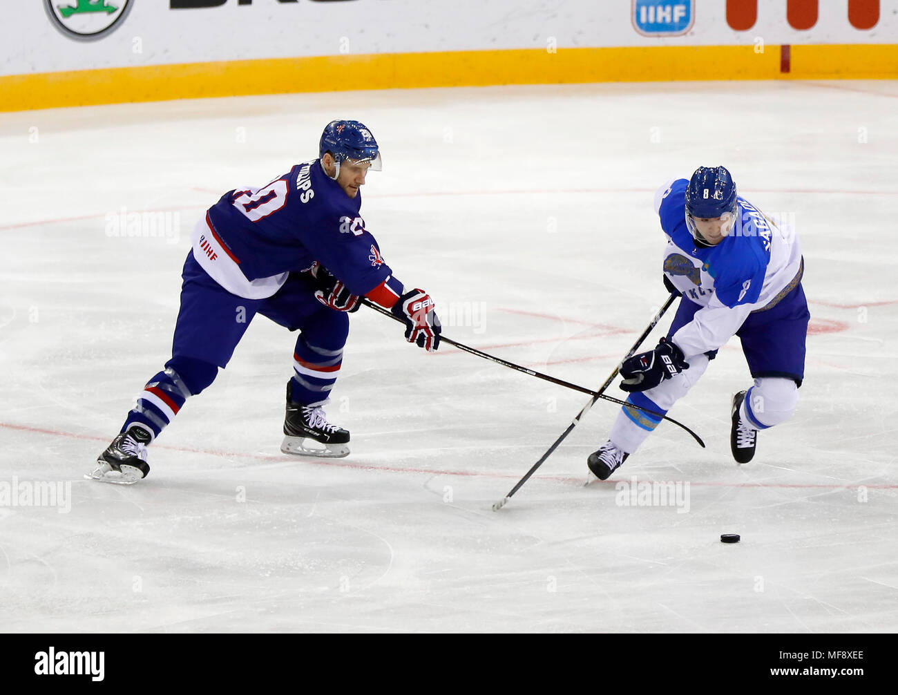 Jonathan phillips ice hockey hi-res stock photography and images - Alamy