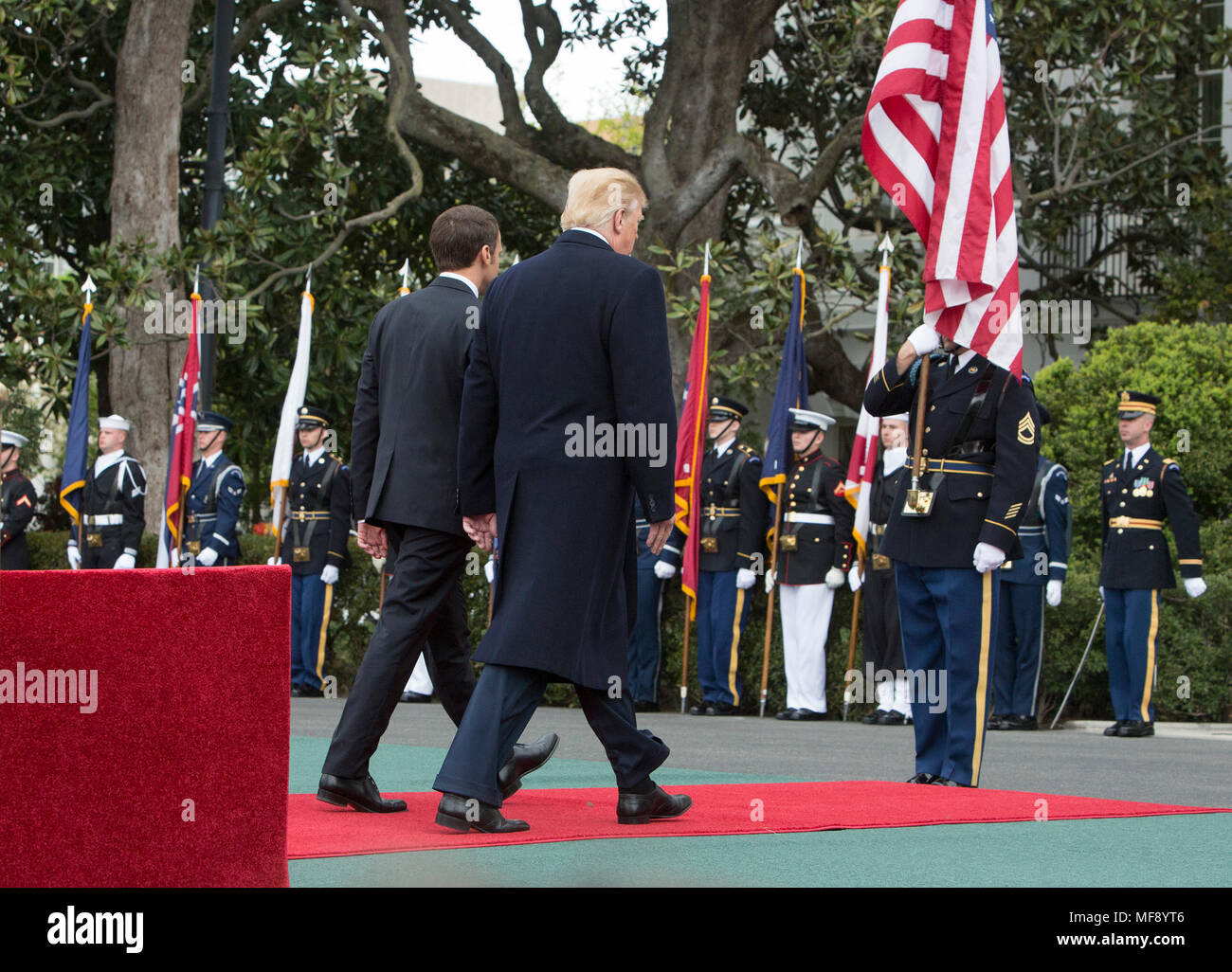 President donald trump podium hi-res stock photography and images - Alamy