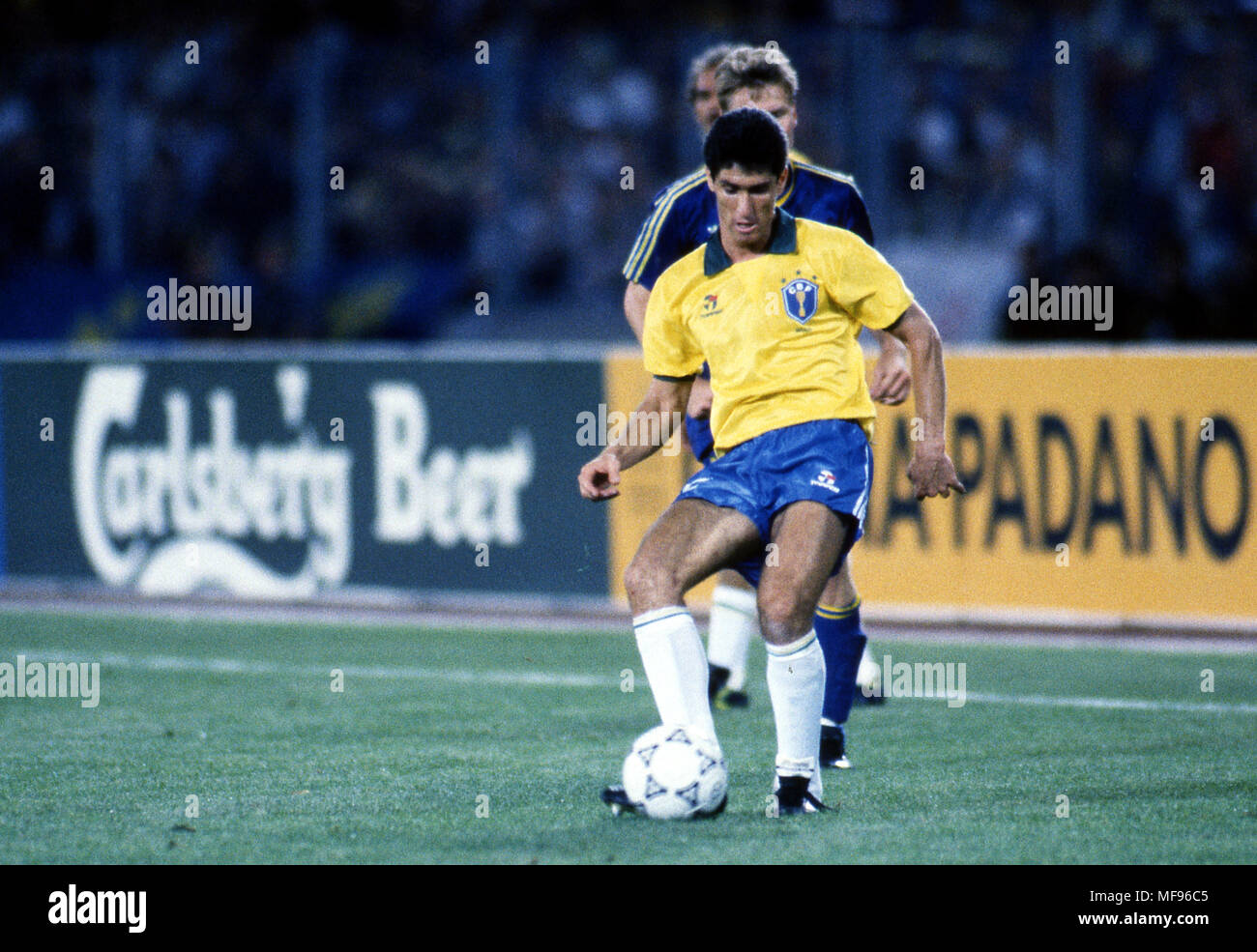 FIFA World Cup - Italia 1990 10.6.1990, Stadio Delle Alpi, Turin, Italy. Brazil v Sweden. Jorginho - Brazil Full name: Jorge de Amorim Campos Stock Photo