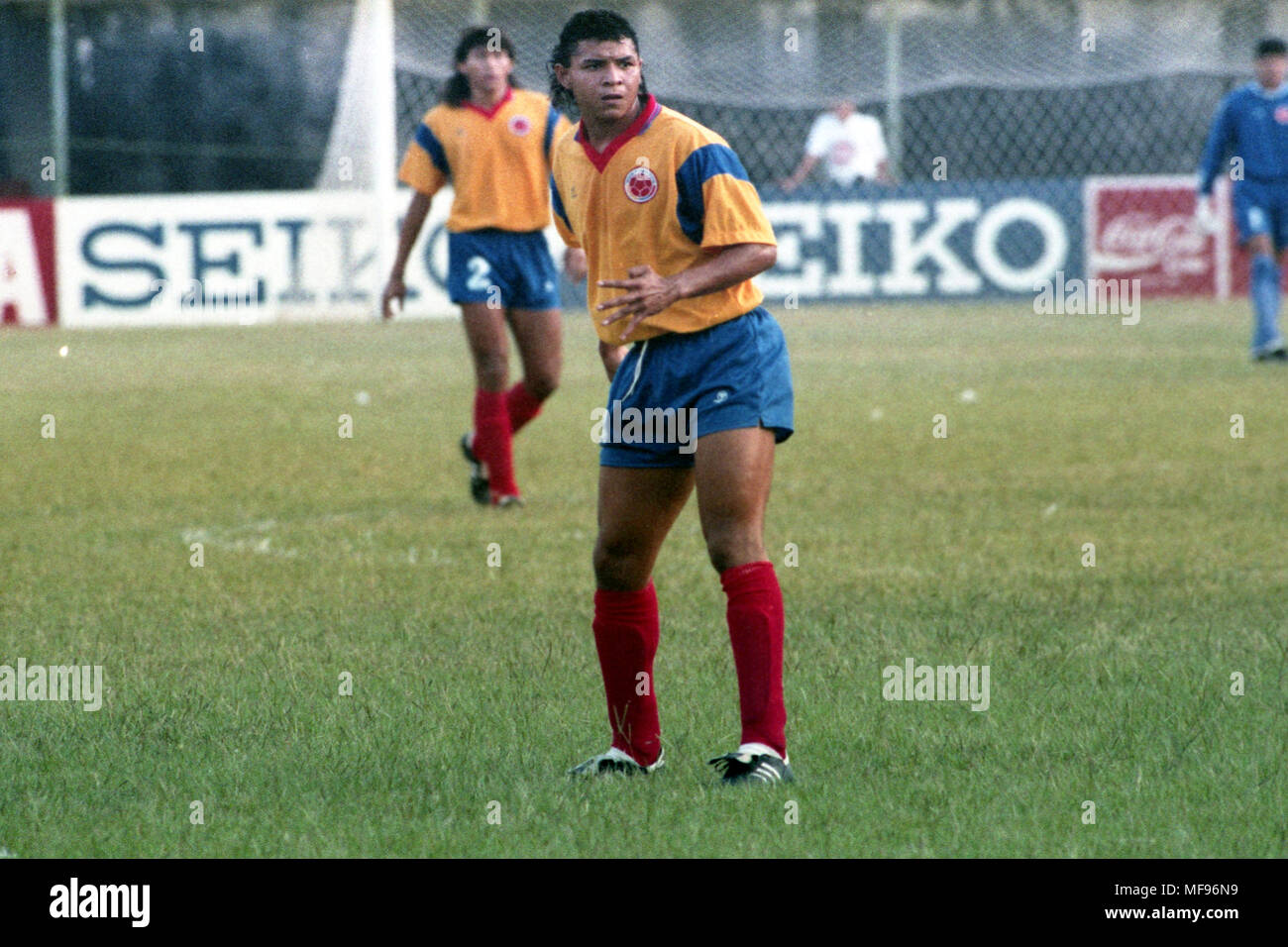 3.2.1992, Estadio Defensores del Chaco, Asunci, Paraguay. South American Olympic Qualifying tournament for Barcelona 1992 - Under-23 National teams (Conmebol). Colombia v Peru. Iv Ren Valenciano - Colombia Stock Photo