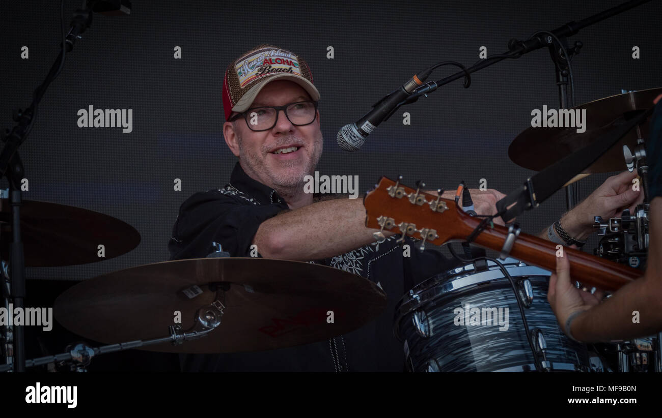 Turin Brakes Delight the Audience on Sunday Afternoon on the Main Stage at Victorious Festival 2017 Stock Photo