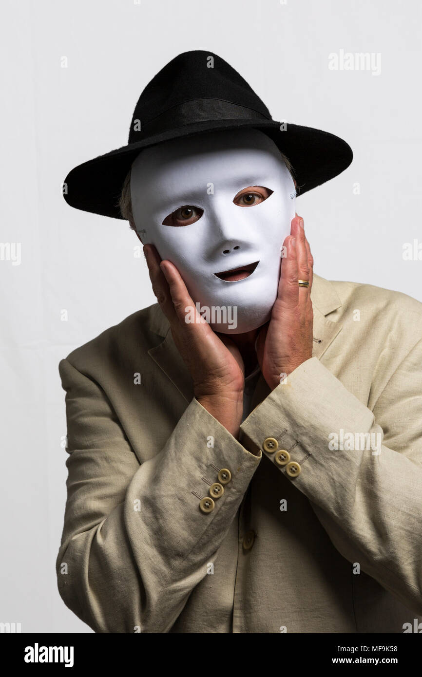 Black mask and hat hires stock photography and images Alamy