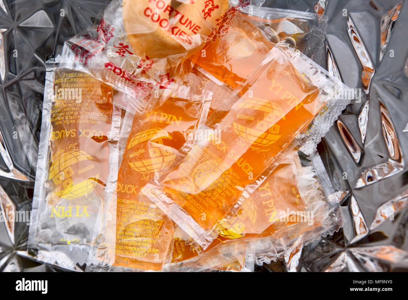 Yi Pin duck sauce packets Stock Photo   Alamy