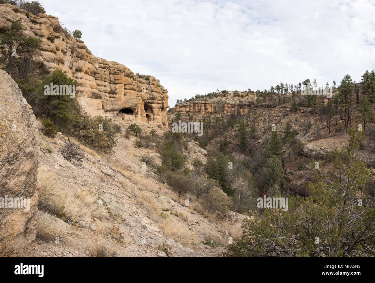 Gila Cliff Dwellings, Silver City New Mexico Stock Photo Alamy