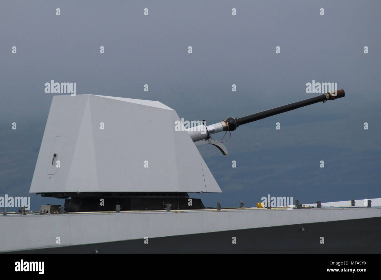 Oto melara 76 mm hires stock photography and images Alamy