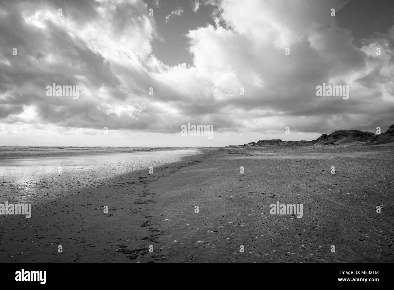 the-beaches-of-the-outer-banks-north-carolina-stock-photo-alamy