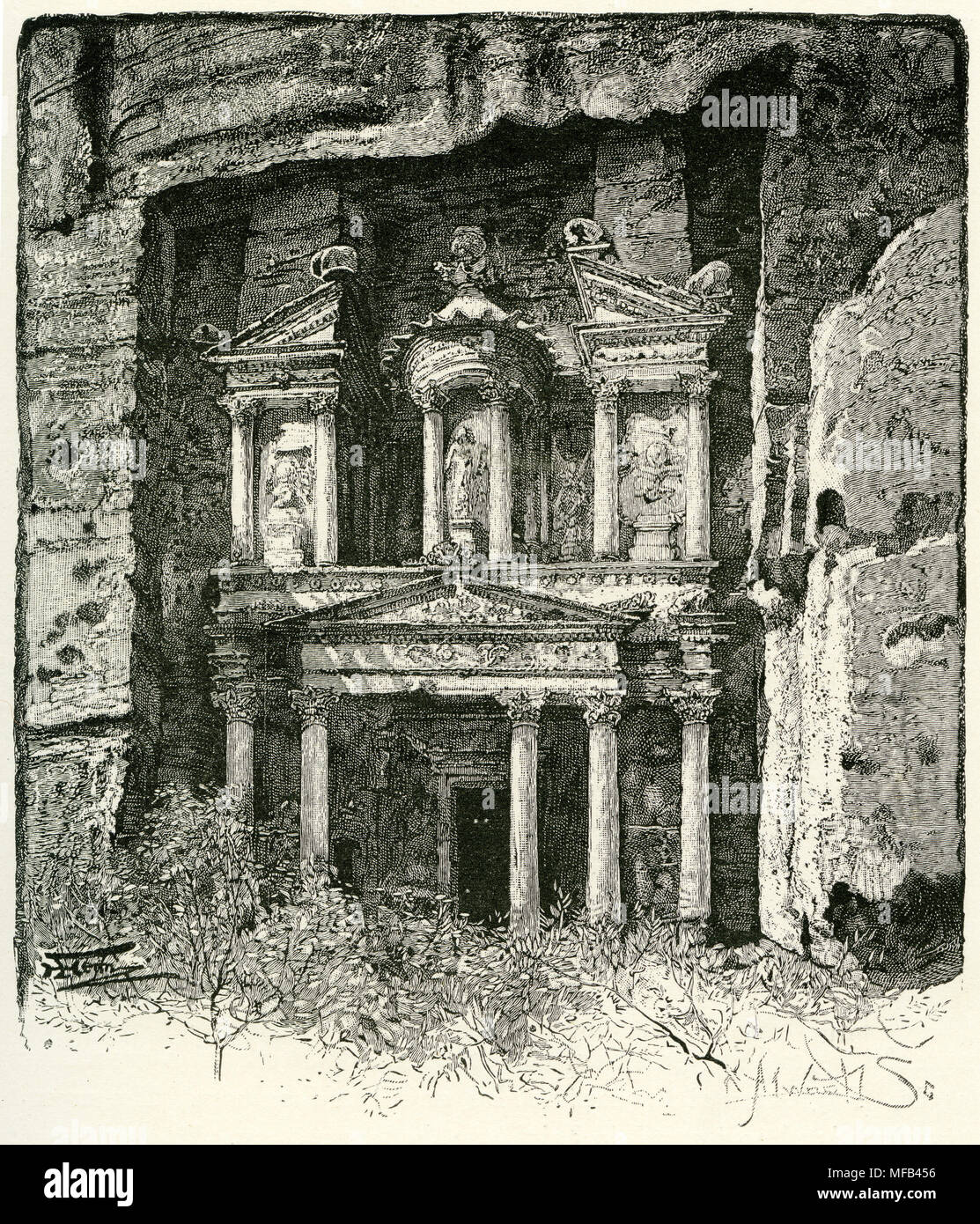 Engraving of the treasury building in the city of Petra. From an original engraving in the 1891 edition of In Scripture Lands by Edward L Wilson Stock Photo