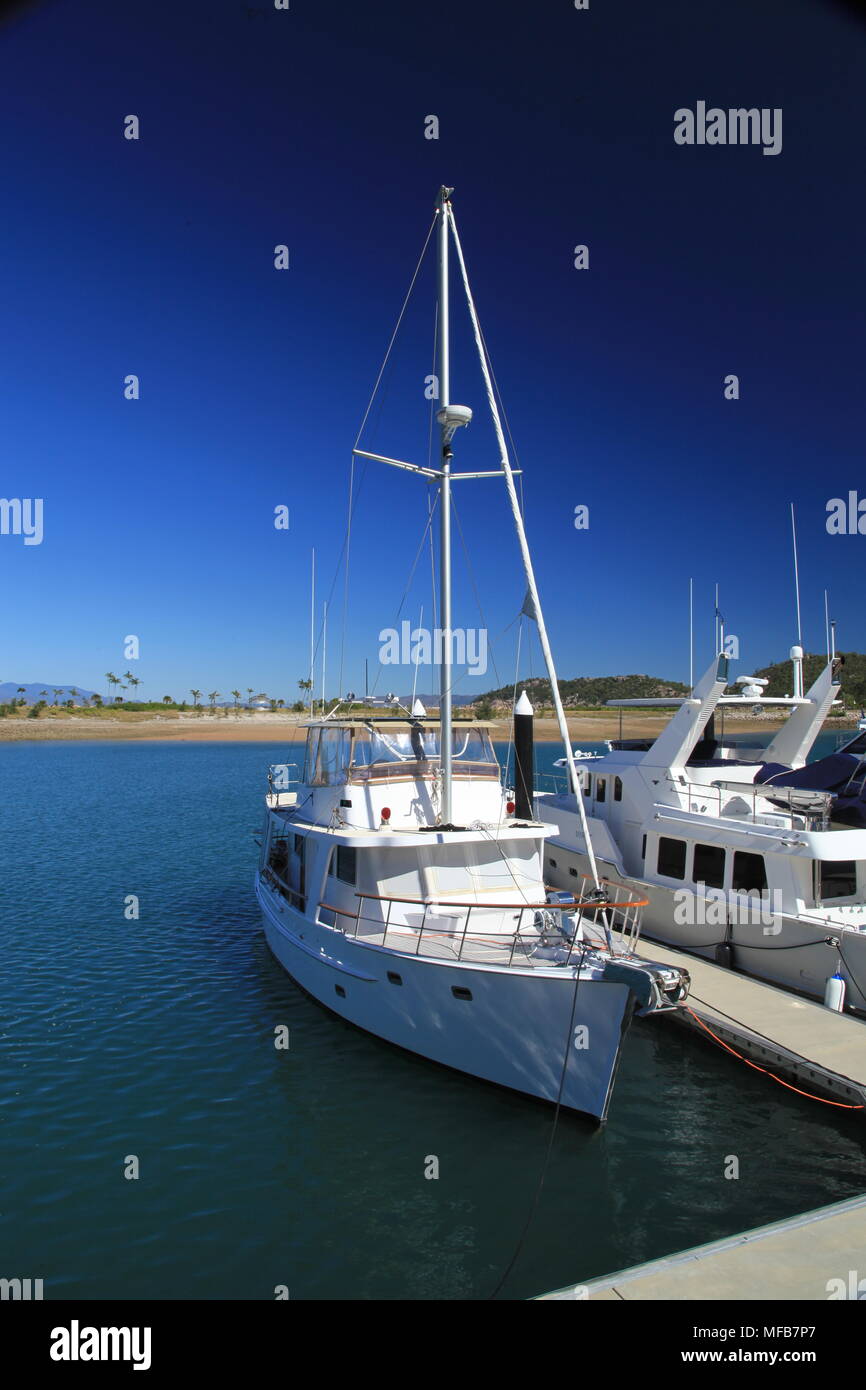 Nelly Bay marina, island Stock Photo Alamy
