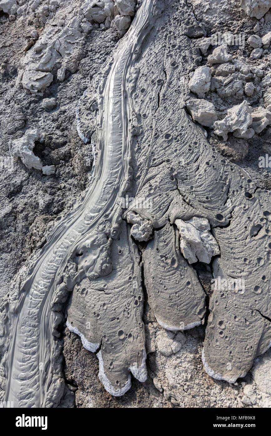 Volcanic mud flowing after erupting at the Salton Sea Stock Photo