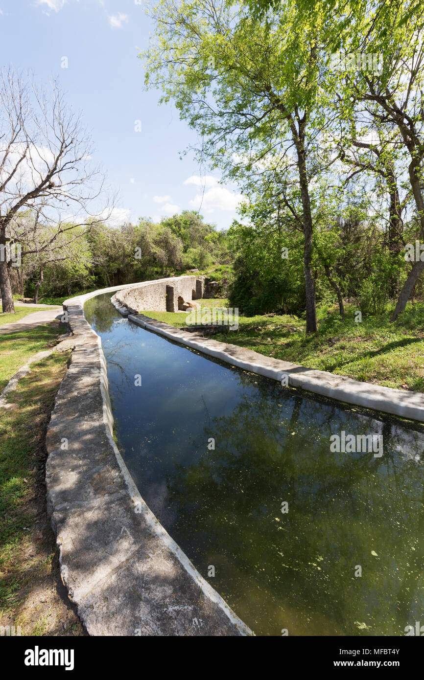 Espada Aqueduct (Spanish colonial acequia) photo 2
