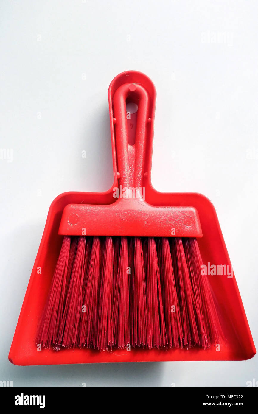 Dustpan and brush hires stock photography and images Alamy