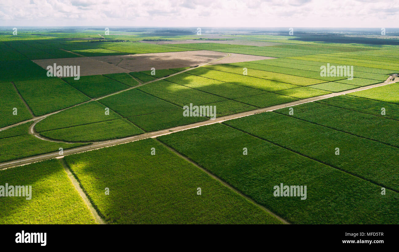 Windows 98 background hi-res stock photography and images - Alamy