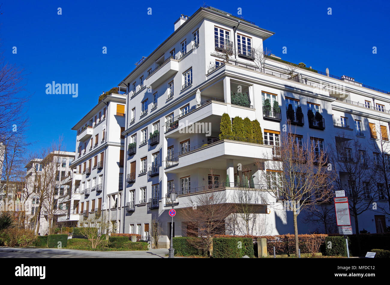 Luxury apartment block in Sophienstrasse, central Munich with a view out over the Alter Botanischer Garten, Old Botanic Garden in the centre of the ci Stock Photo