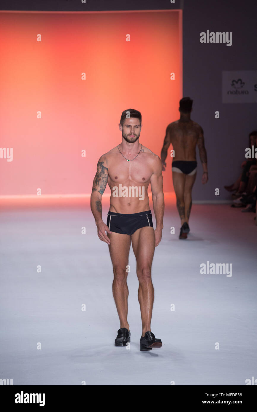 amir slama swimwear