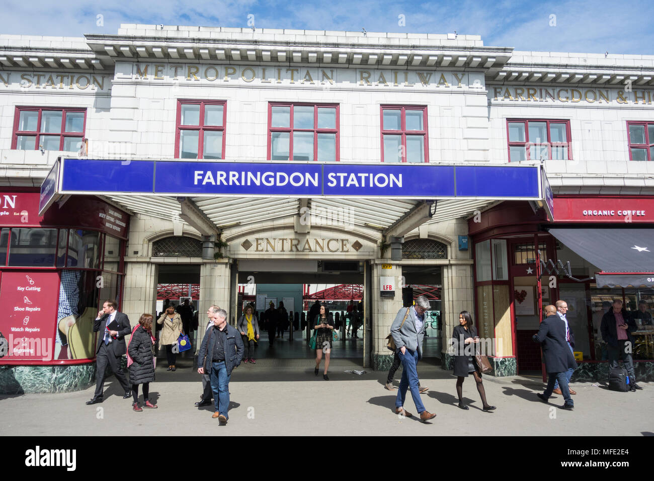 Farringdon elizabeth line hires stock photography and images Alamy
