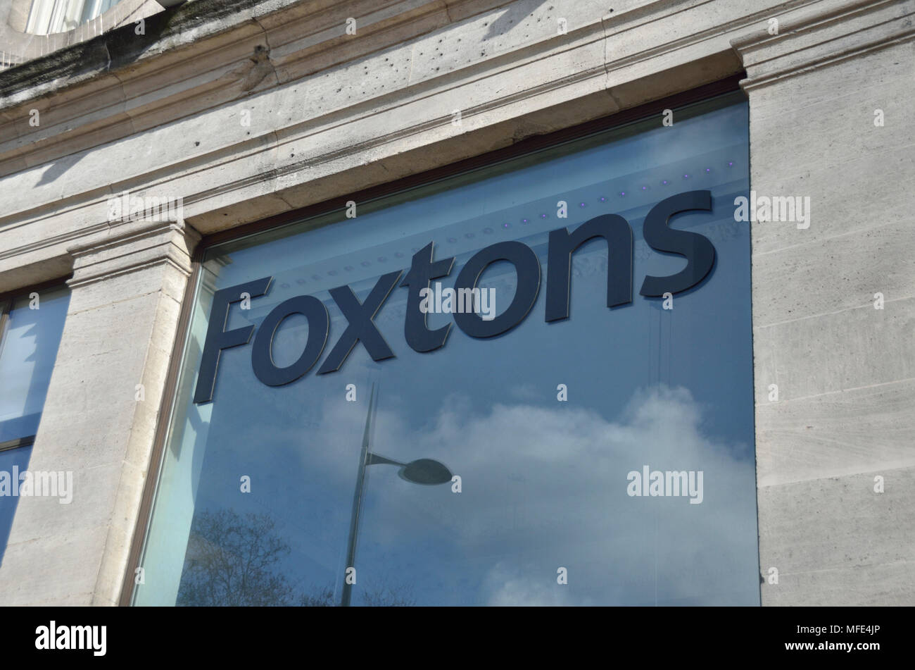 Foxtons estate agent london hires stock photography and images Alamy