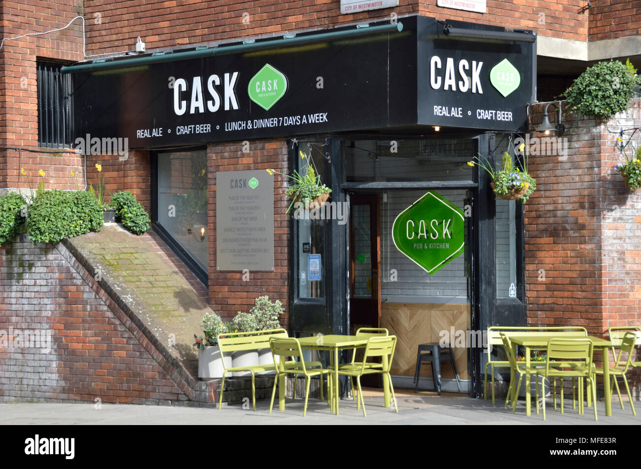 Cask Pub And Kitchen Pimlico London UK Stock Photo 181637227 Alamy