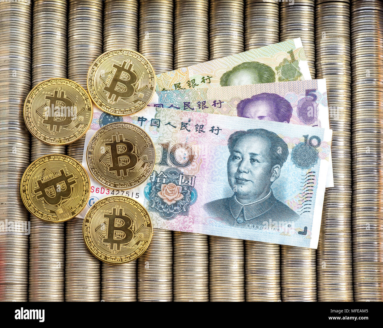 Chinese yuan coins hi-res stock photography and images - Alamy