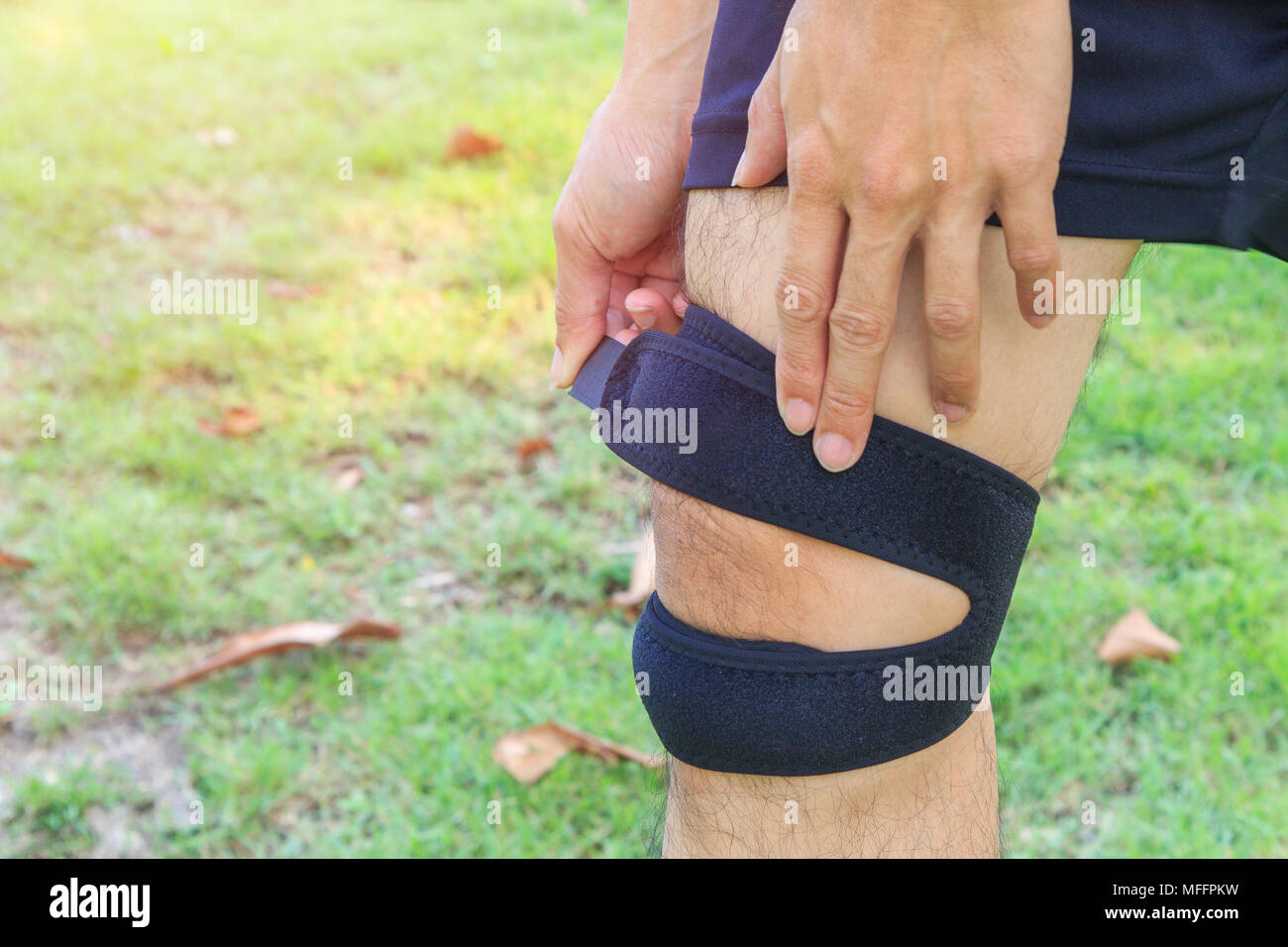 Knee Pads Stock Photos & Knee Pads Stock Images Alamy