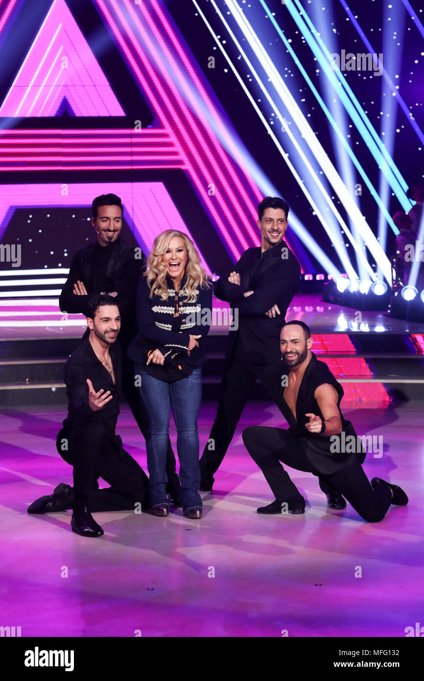 Maykel Fonts - YouTube, image size:866x1390