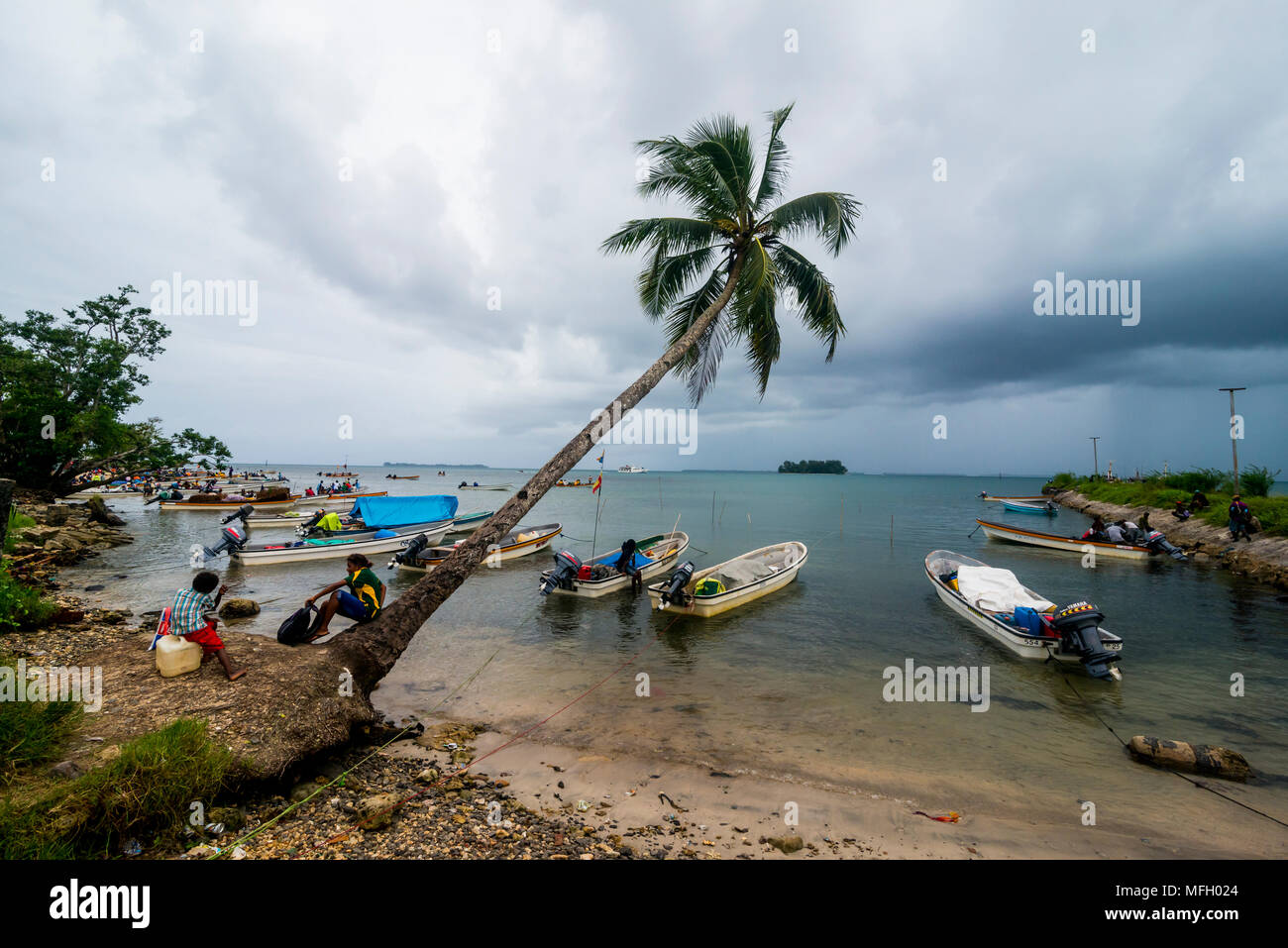 Papua new guinea banana boat hires stock photography and images Alamy
