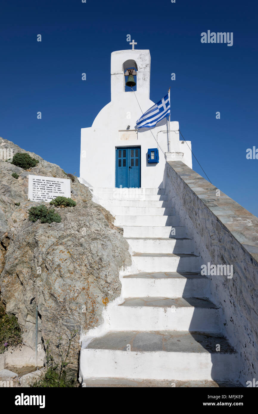 Church of Agios Konstantinos on top of town of Pano Chora, Serifos, Cyclades, Aegean Sea, Greek Islands, Greece, Europe Stock Photo