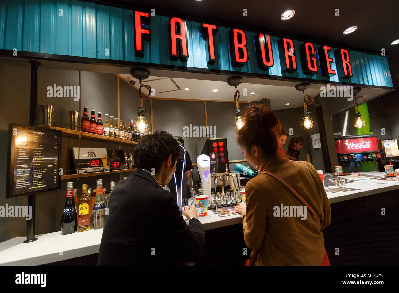 Guests Gather At Tokyo S New Fatburger Store At Magnet By Shibuya109 In Shibuya On April 26 18 Tokyo Japan Media And Guests Attended The Pre Opening Event Of American Fast Casual Restaurant In